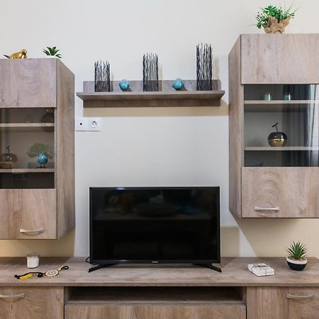 Lovely Renovated Apartment Walk To Acropolis Athènes Extérieur photo