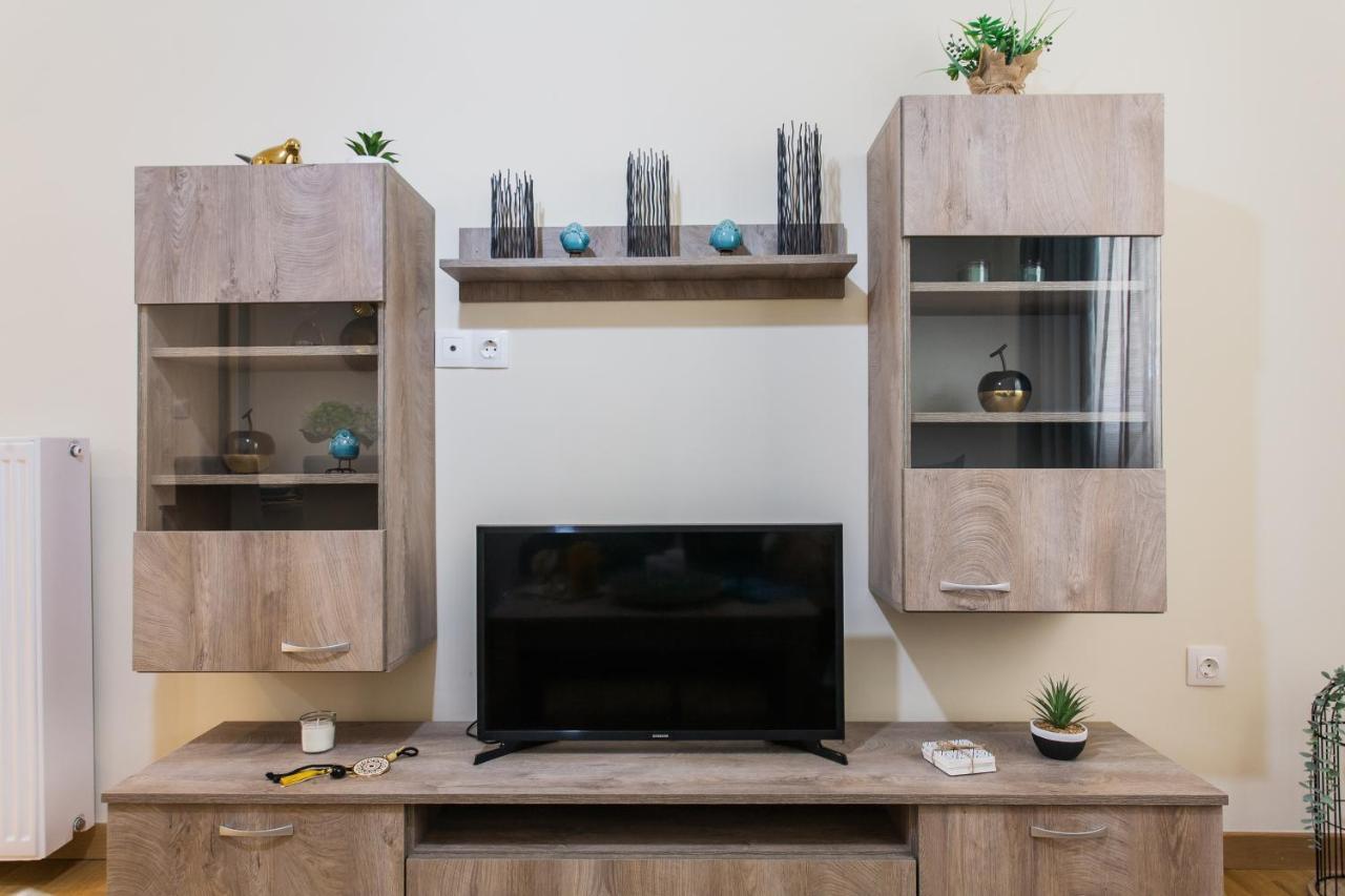 Lovely Renovated Apartment Walk To Acropolis Athènes Extérieur photo