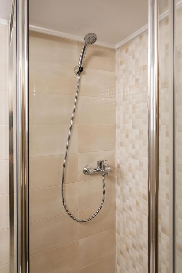 Lovely Renovated Apartment Walk To Acropolis Athènes Extérieur photo